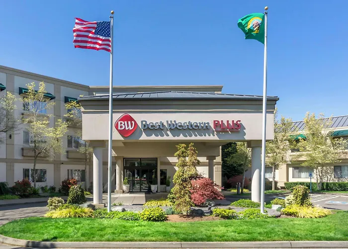Best Western Plus Edmonds Harbor Inn
