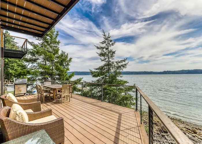 Paradise Cove Retreat